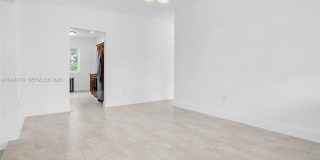 6339 SW 32nd St Gallery 6