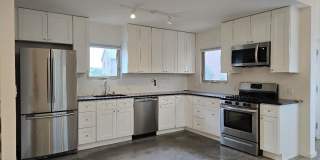 2180 W Alameda St #22 2180 W Alameda St #22 Gallery 1