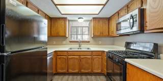 6406 BROOK CV Gallery 10