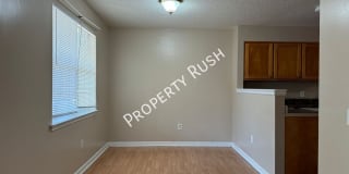 1620 Hickory Place Gallery 9