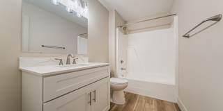 Hallwood Manor Apartments Gallery 16