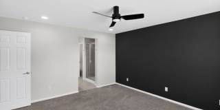 Charming 3BR Townhome in Denver Gallery 17