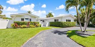 ***NO HOA - Move In Today*** Coastal Elegance Awaits! Stunning 5-Bedroom Home in Prime Fort Lauderdale Location Gallery 5
