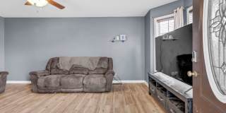 4 Bedroom 2 Bath Pet Friendly Home For Rent! Gallery 9