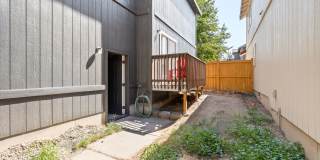 Charming, Furnished 3 bedroom Home w/ Garage Charming, Furnished 3 bedroom Home w/ Garage Gallery 40