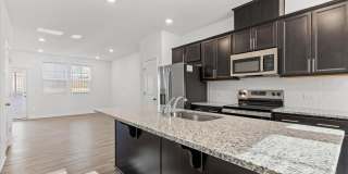 1504 Crescent Townes Way Gallery 6