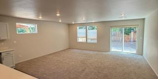 Beautiful 3 Bedroom 2 Bathroom Home Available Now Gallery 10