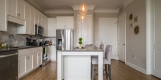 The Broadview Gallery 14