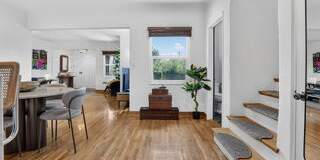 9001 Lloyd Place Gallery 9