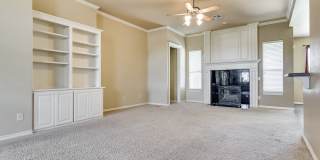 Lone Oak Ridge + Gated Community + 4 beds/2.5 Baths + Storm Shelter + Deer Creek Schools Gallery 5