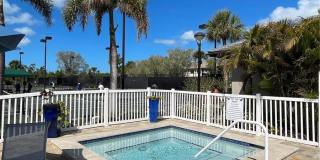 1664 STARLING DRIVE Gallery 38