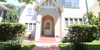 Trestle Glen Three Bedroom Home With Stunning Backyard Gallery 1