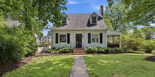 Heart of Woodland Heights just blocks from JRPS, Renovated 2BR / 1.5BA home with gardens Heart of Woodland Heights just blocks from JRPS, Renovated 2BR / 1.5BA home with gardens Gallery 1