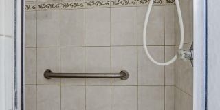 604 LA CHAPA Avenue Gallery 21