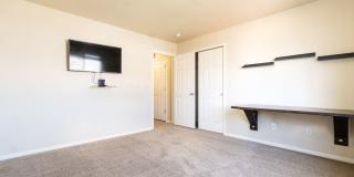 Beautiful townhome on Snow Bowl for Rent! Gallery 18
