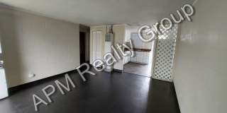 Renovated two bedroom near Harden Street - 50% off! Gallery 4