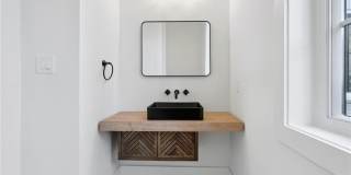 10365 Waters Road Gallery 34