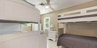 5640 CAPE LEYTE DRIVE Gallery 34