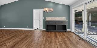 Gorgeous 4 Bedroom PLUS Spacious Bonus Room with Pool in Desired Alamo Neighborhood Available Now! Gallery 13