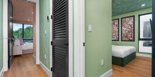 410 NW 52nd St Gallery 17