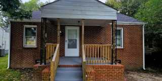 2 Bedroom House in Petersburg READY NOW! Gallery 1