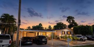 565 NE 179th Dr Gallery 2