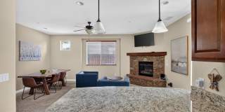 Gorgeous townhome near NAU Gallery 12