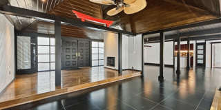 4431 Ocean Boulevard Gallery 5
