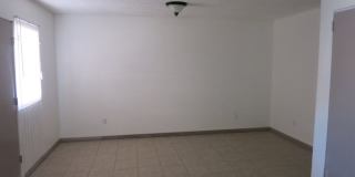Hacienda Estates Three Bedroom Two Bath home !!! Close to Hospital and Retail Stores Gallery 5