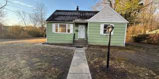 Big Spacious Beautiful Single Family 4 bedroom House for Rent !!! Gallery 1