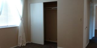 Downtown Deluxe 2 bd Penthouse! Views! NO HIDDEN FEES! Gallery 11