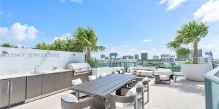 9901 W Bay Harbor Drive Gallery 22