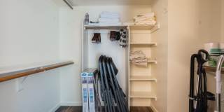 2322 E MILLBRAE Court Gallery 25