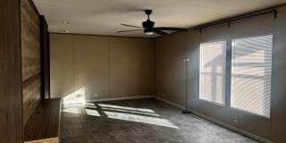 Spacious Four Bedroom Home - Pet Friendly and Horses Allowed! Gallery 5