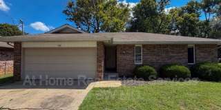 522 E Washita Gallery 1
