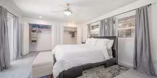 25050 Lawton Avenue Gallery 10