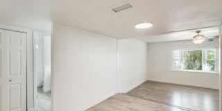 4bed, 2bath Glendale home with a pool! Gallery 12
