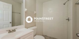 3803 East 6th Street Gallery 11