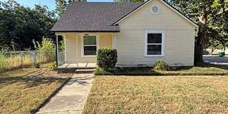 Nice 3 Bdrm 1 Bath Home in Gainesville Tx Gallery 1