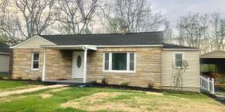 102 S WHISSEN Street Gallery 1