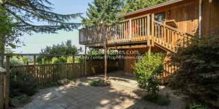 Mid-Century Modern Three Bedroom in Happy Valley! Mid-Century Modern Three Bedroom in Happy Valley! Gallery 33