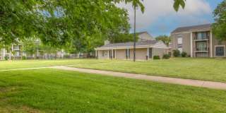 Crossings at Midtown Gallery 41