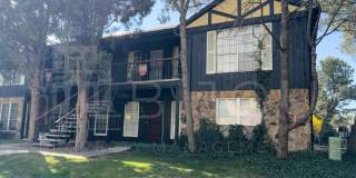 Nice two bedroom, one bath Condo Gallery 1
