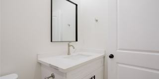 5740 Beck Avenue Gallery 30