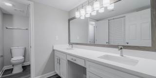 The Village at Bellaire Apartments Gallery 70