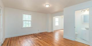 3 Bedroom 1.5 Bath Townhouse in Wagener Terrace - Charleston Peninsula Gallery 7