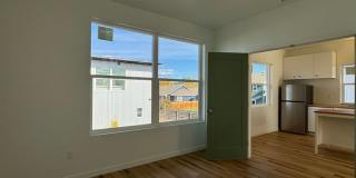 1BR, 1BA with Huge Garage Gallery 12