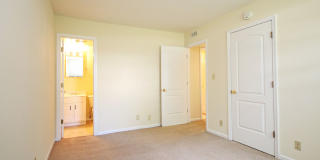 Pet-Friendly Villas at Southern Ridge Apartment Pet-Friendly Villas at Southern Ridge Apartment Gallery 7