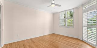 550 SE Mizner Boulevard Gallery 21