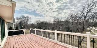 2048 Walnut Street Gallery 29